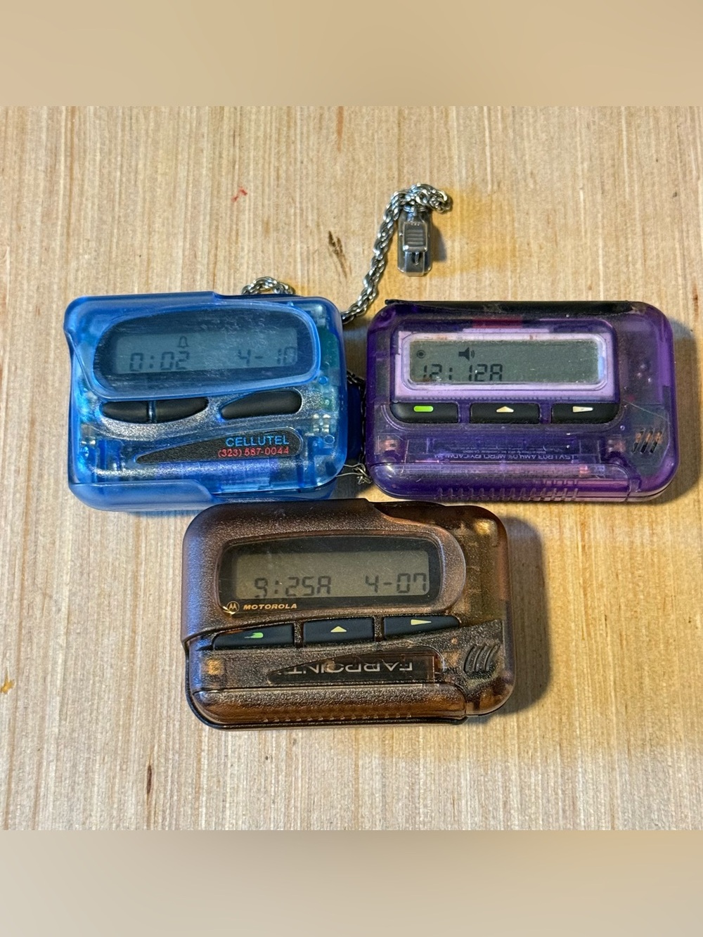 3Vintage 90s Motorola Clear Pager/Beeper w/Clip Turns On”UNTESTED”Read Info Blw!